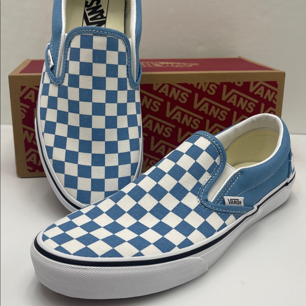 Vans •WMNS Classic Slip-On
Color Theory Checkerboard Heritage Blue
VN000D6BE2W - Picture 14 of 16